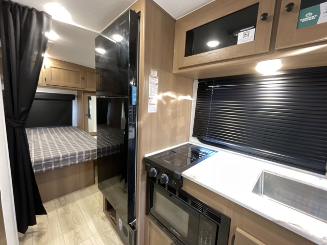 2026 Coachmen Apex Nano 213RDS — photo 8 of 8