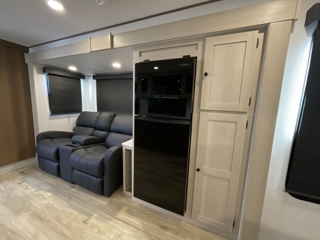 2026 Coachmen Apex Ultra-lite 244RBS — photo 8 of 8