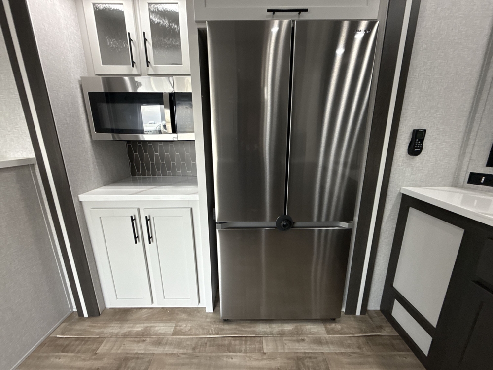2026 Crossroads Hampton 388FKL — photo 8 of 8