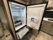 fridge-open thumbnail