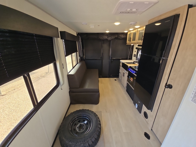 2026 Forest River Grey Wolf 18RR — photo 4 of 8
