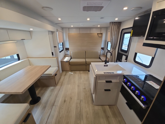 2026 Winnebago Thrive 22MBH — photo 3 of 8