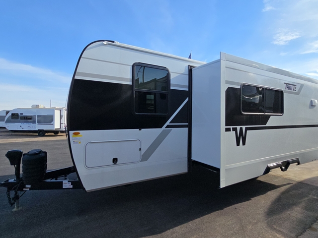 2026 Winnebago Thrive 22MLS — photo 7 of 8