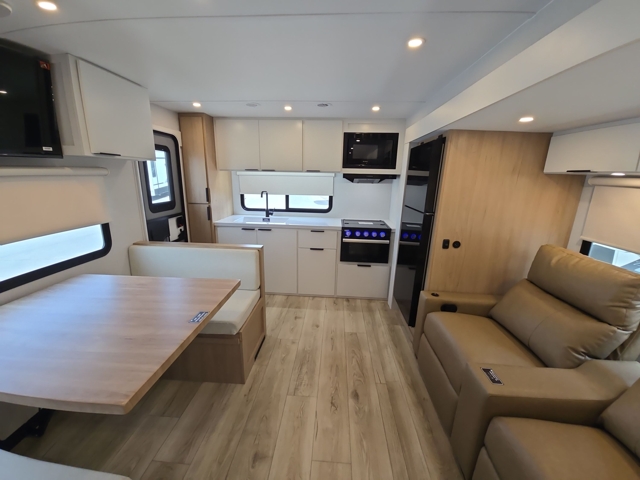 2026 Winnebago Thrive 24RKS — photo 4 of 8