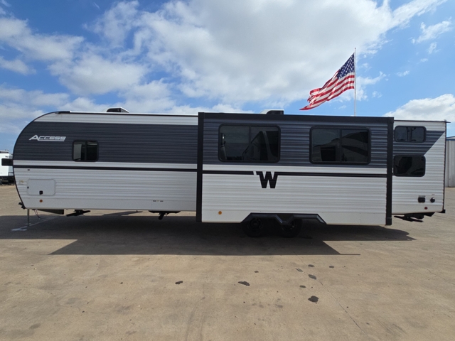 2027 Winnebago Access 32BR — photo 6 of 8