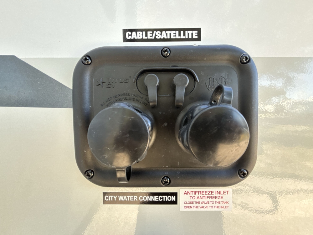 water-center-convenience-station