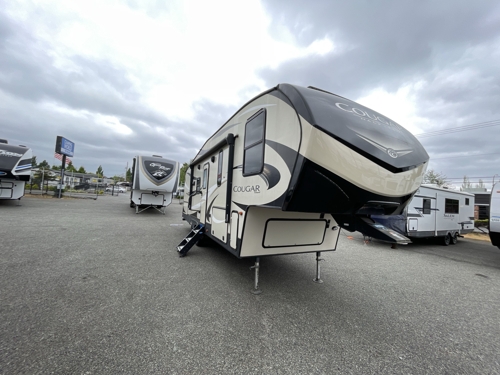RV carousel image 1