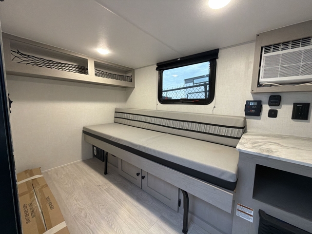 2026 Coachmen Clipper 9000ROK — photo 2 of 8