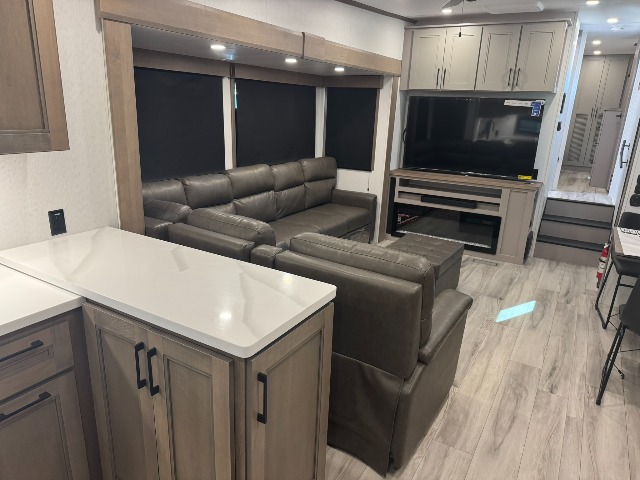 2026 K-Z RV Durango 339MLT — photo 4 of 8