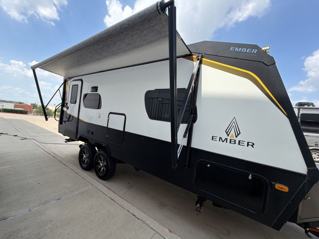 2022 Ember Overland 201FBQ — photo 4 of 8