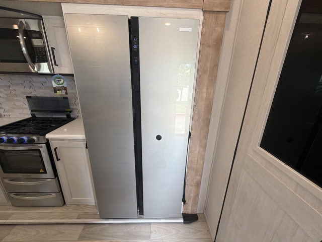2023 Prime Time Crusader 333BHT — photo 8 of 8