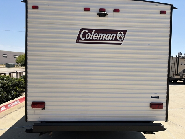 2024 Coleman Coleman Lantern LT 17B — photo 7 of 8