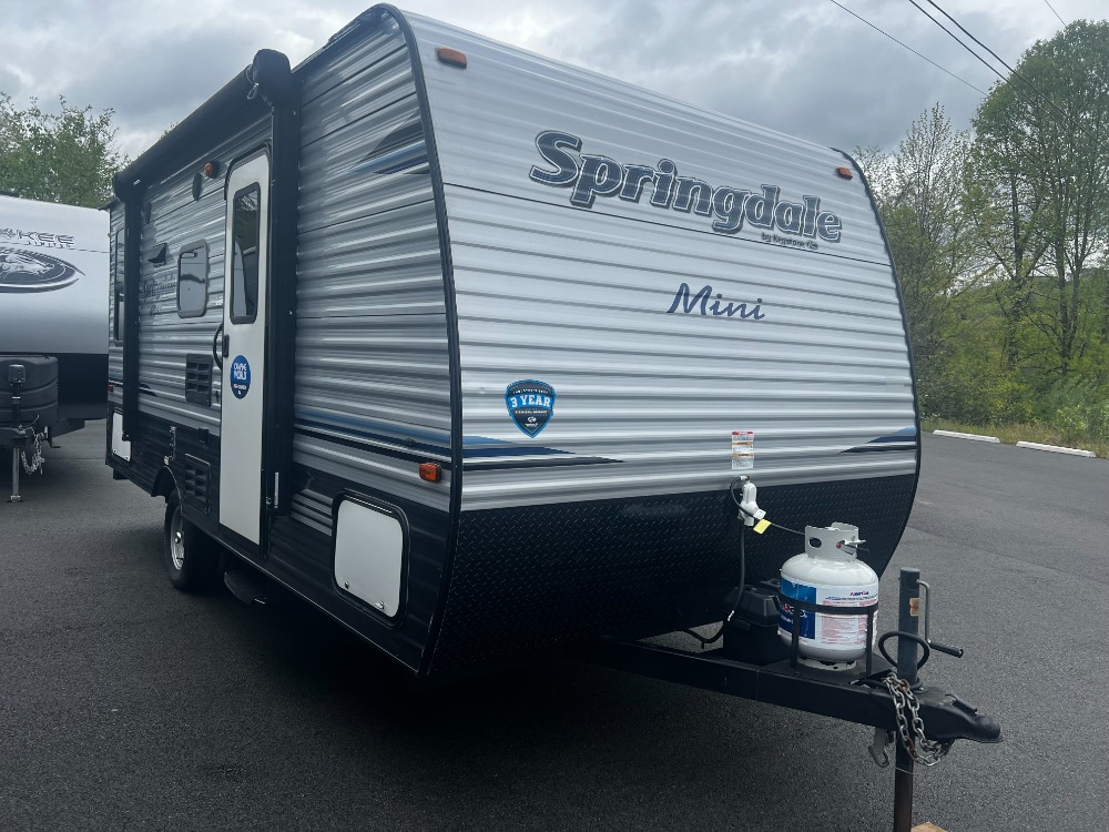 Keystone Springdale 1750RD Camping World of Fairmont 2245911