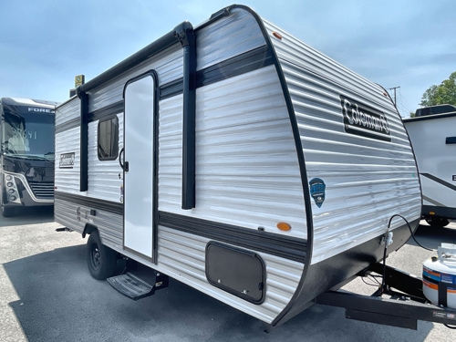 RV carousel image 1