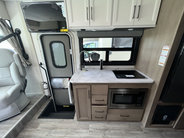 2026 Thor Freedom Traveler A24 — photo 6 of 8