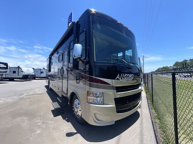2015 Tiffin Allegro 36LA — photo 1 of 8