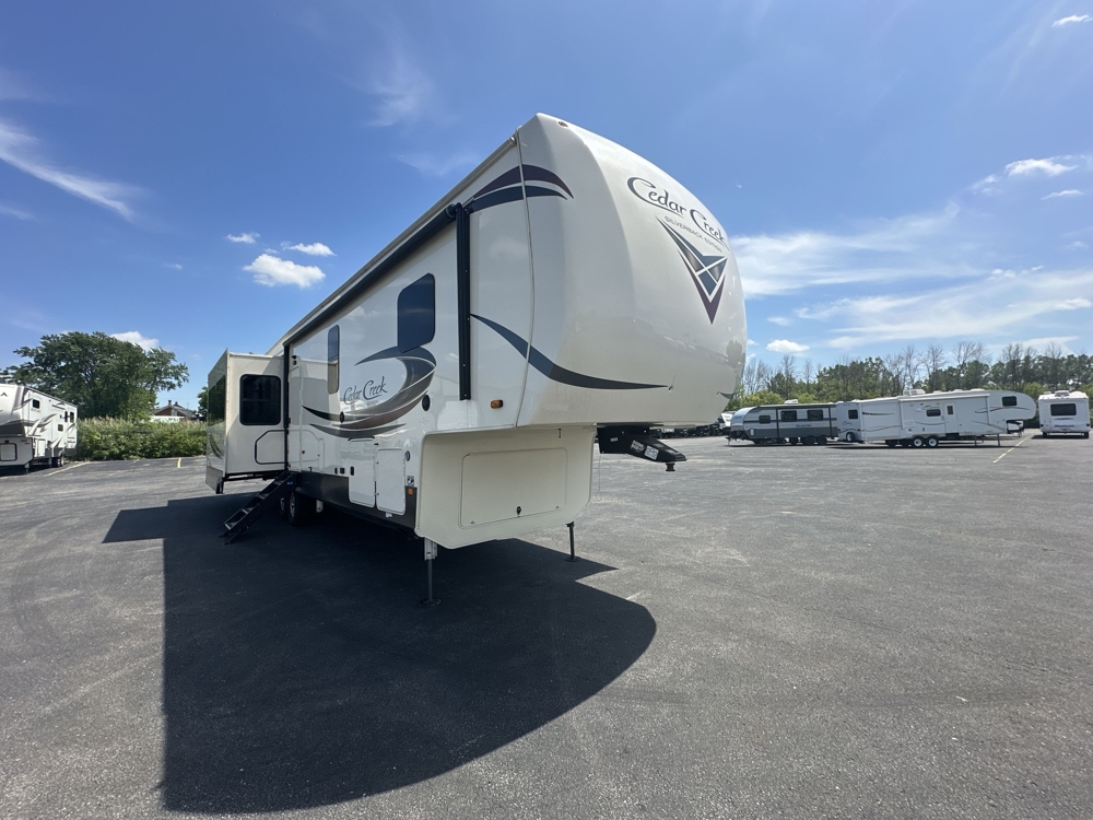 2021 Forest River Cedar Creek Silverback 37MBH - Stock #2565703p ...