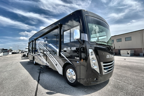 RV carousel image 1