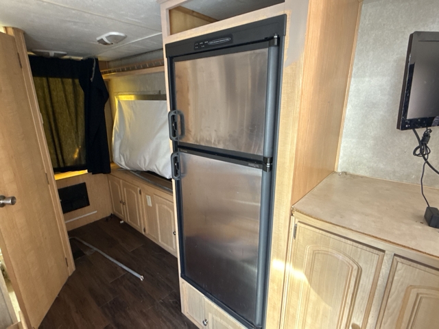 2004 Starcraft Travel Star 21SB — photo 7 of 8