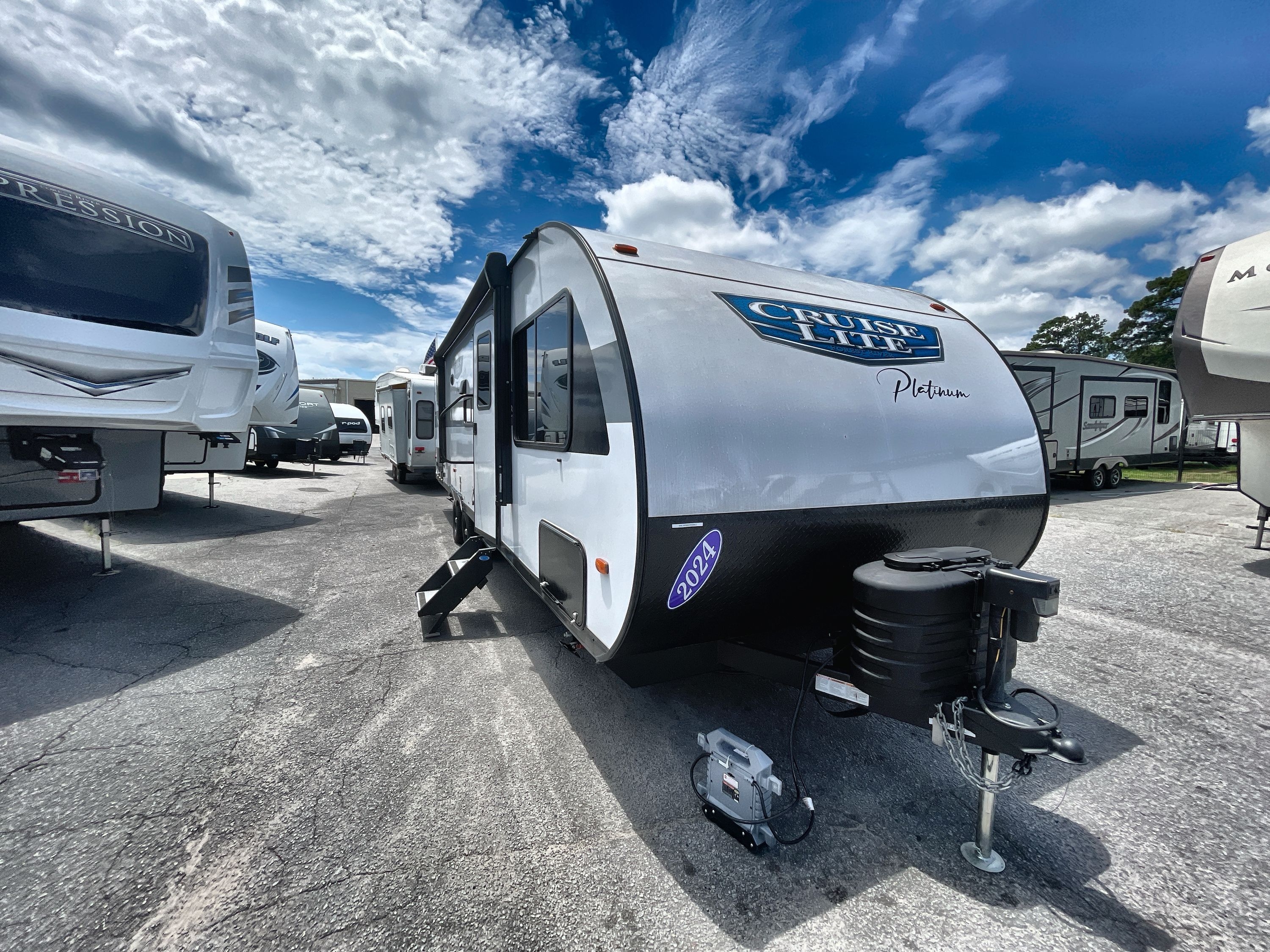 New or Used Forest River Salem Cruise Lite 273qbxlx RVs for Sale