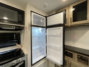 fridge-open thumbnail