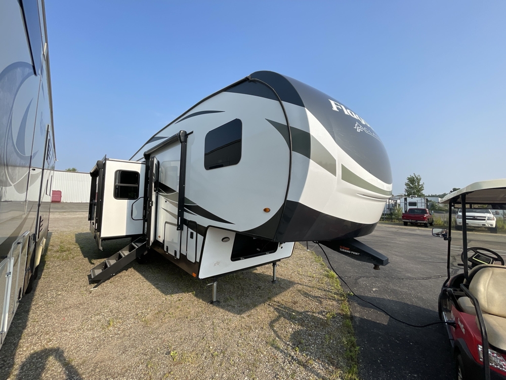 2023 Forest River Flagstaff Super Lite 528IKRL - Stock #2580603P