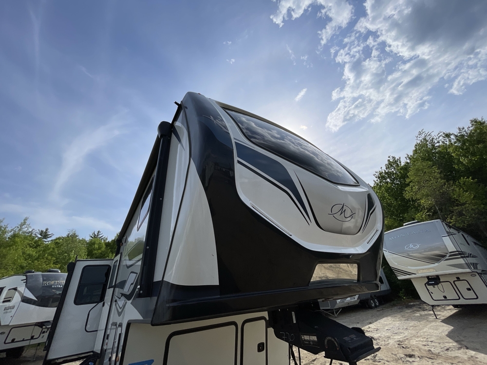 2023 Keystone Montana High Country 295RL