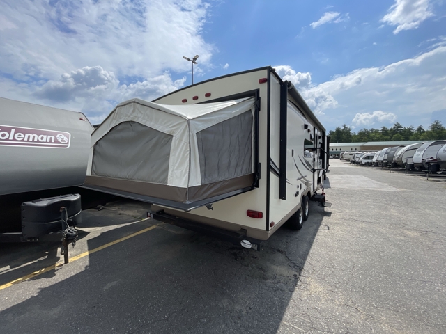 2015 Forest River Rockwood Roo 233S — photo 5 of 8
