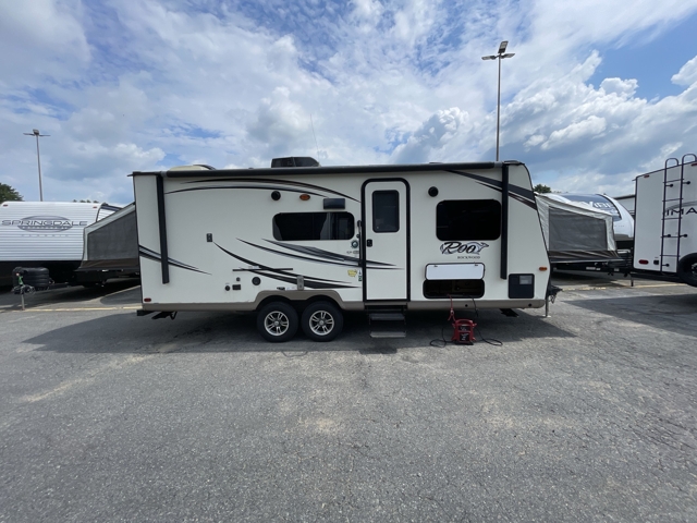2015 Forest River Rockwood Roo 233S — photo 3 of 8
