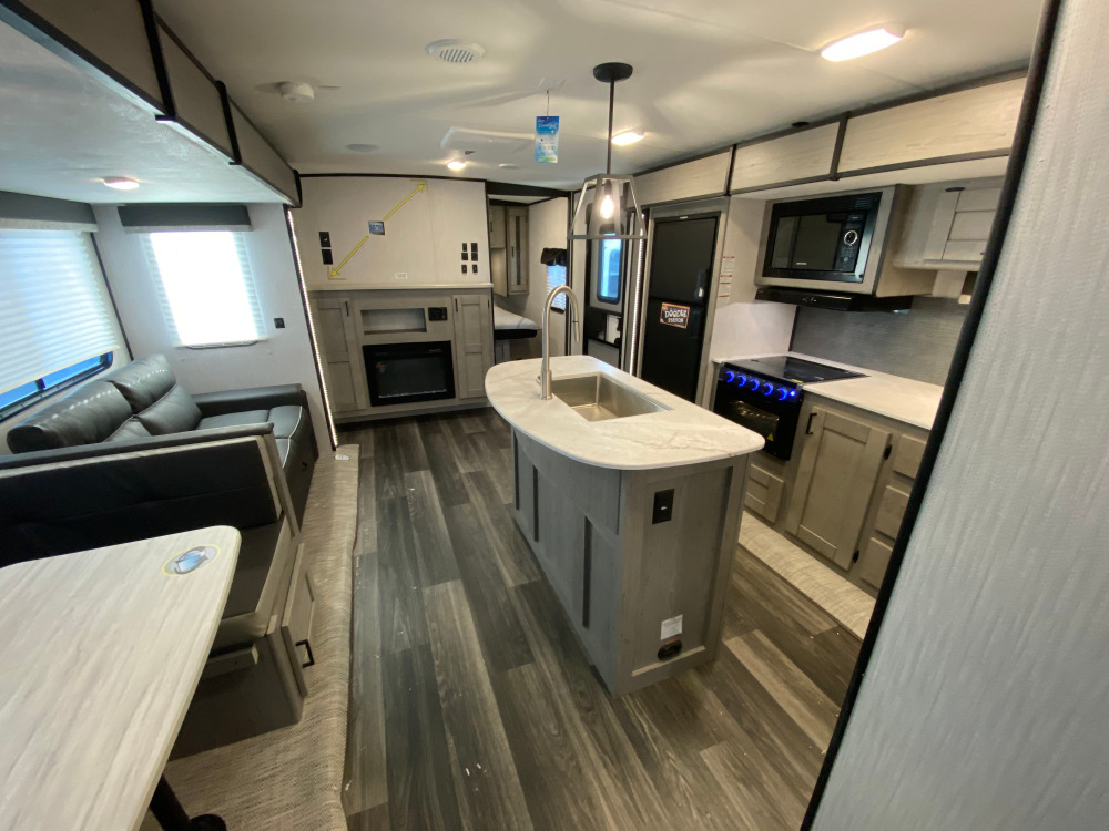 Heartland Mallard M33 Camping World of Pittsburgh 1893356