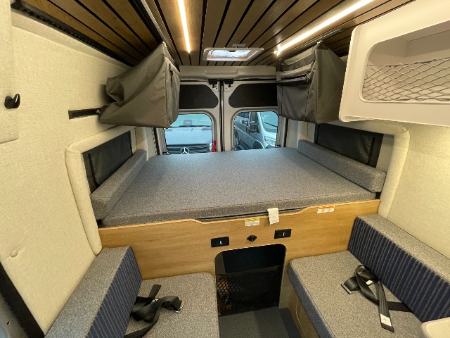 2026 Thor Freedom Elite 17D — photo 7 of 8