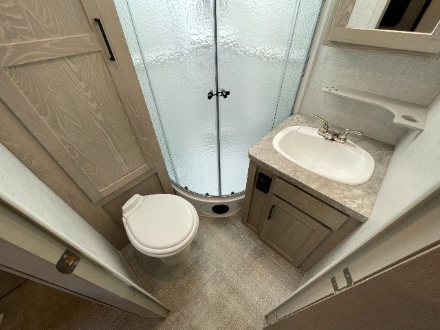2021 Forest River Rockwood Roo 235S — photo 5 of 8