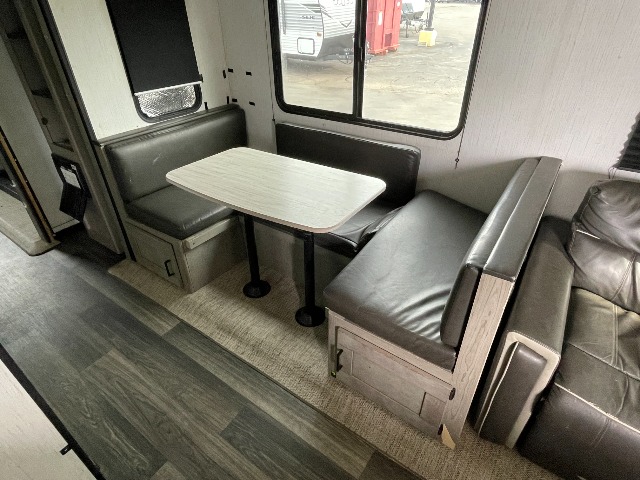 2022 Heartland Mallard M32 — photo 8 of 8