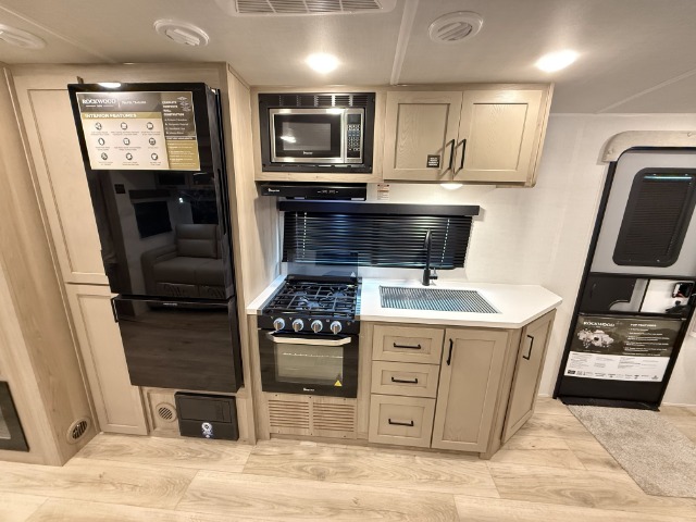 2026 Forest River Rockwood Roo 235S — photo 6 of 8