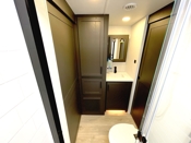 bathroom-2 thumbnail