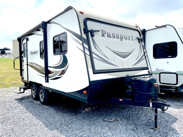 2018 Keystone Passport 171EXP — photo 1 of 8
