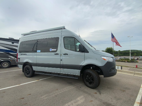 RV carousel image 1