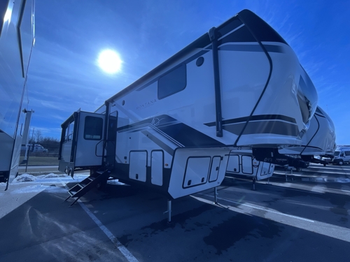 RV carousel image 1