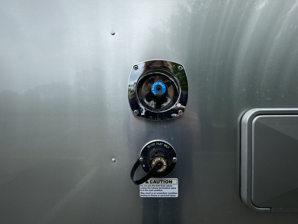 water-center-convenience-station