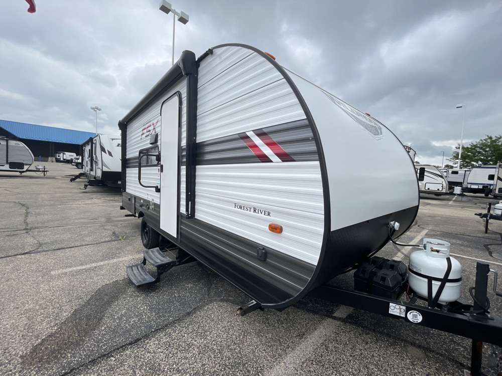 2021 Forest River Wildwood Fsx 177BH