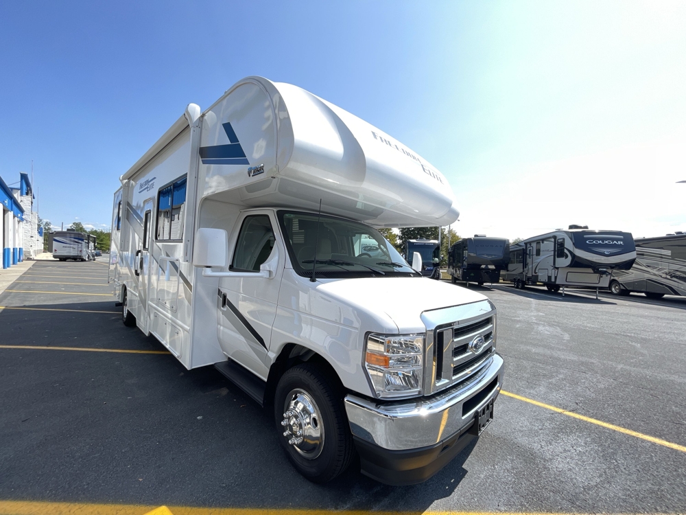 2025 Thor Freedom Elite 28HE - Stock #2594397 | Hamburg, PA | Camping World