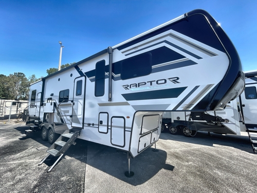 RV carousel image 1
