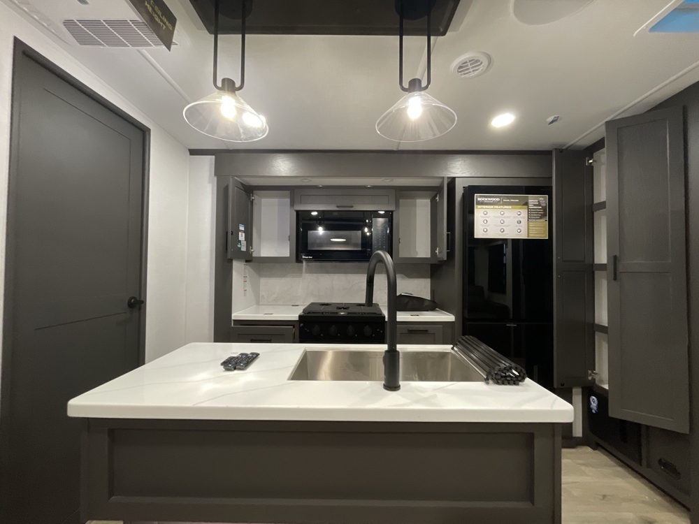 pass-through-storage