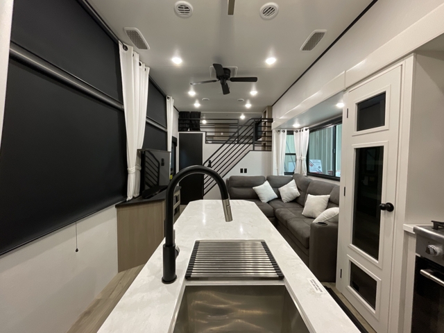 2026 Jayco Jay Flight Bungalow Jayloft — photo 6 of 8