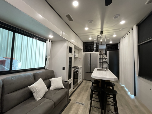 2026 Jayco Jay Flight Bungalow Jayloft — photo 4 of 8