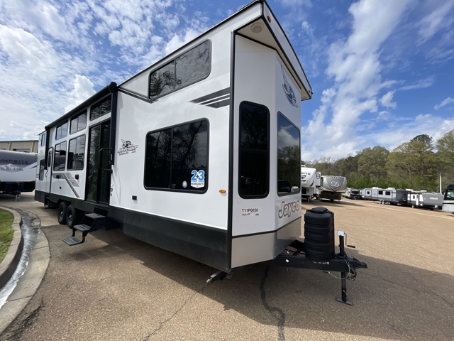 2026 Jayco Jay Flight Bungalow Jayloft — photo 1 of 8