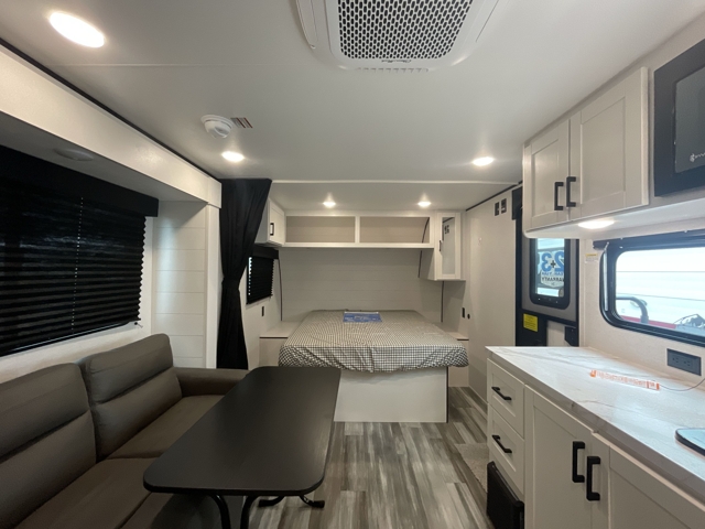 2026 Jayco Jay Flight SLX 180LK — photo 3 of 8