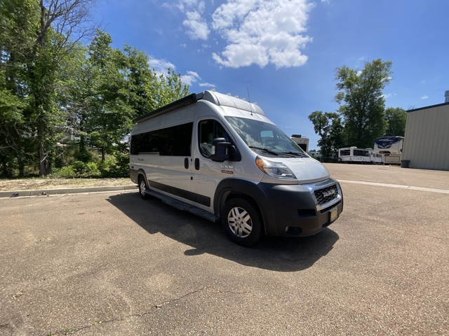 2022 Thor Tellaro 20AT — photo 1 of 8