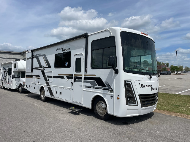 2027 Thor Freedom Traveler A29 — photo 1 of 8