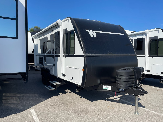 2026 Winnebago Micro Minnie 2100BH — photo 1 of 8